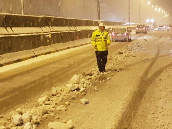 جاده بروجرد، اراک بسته شد